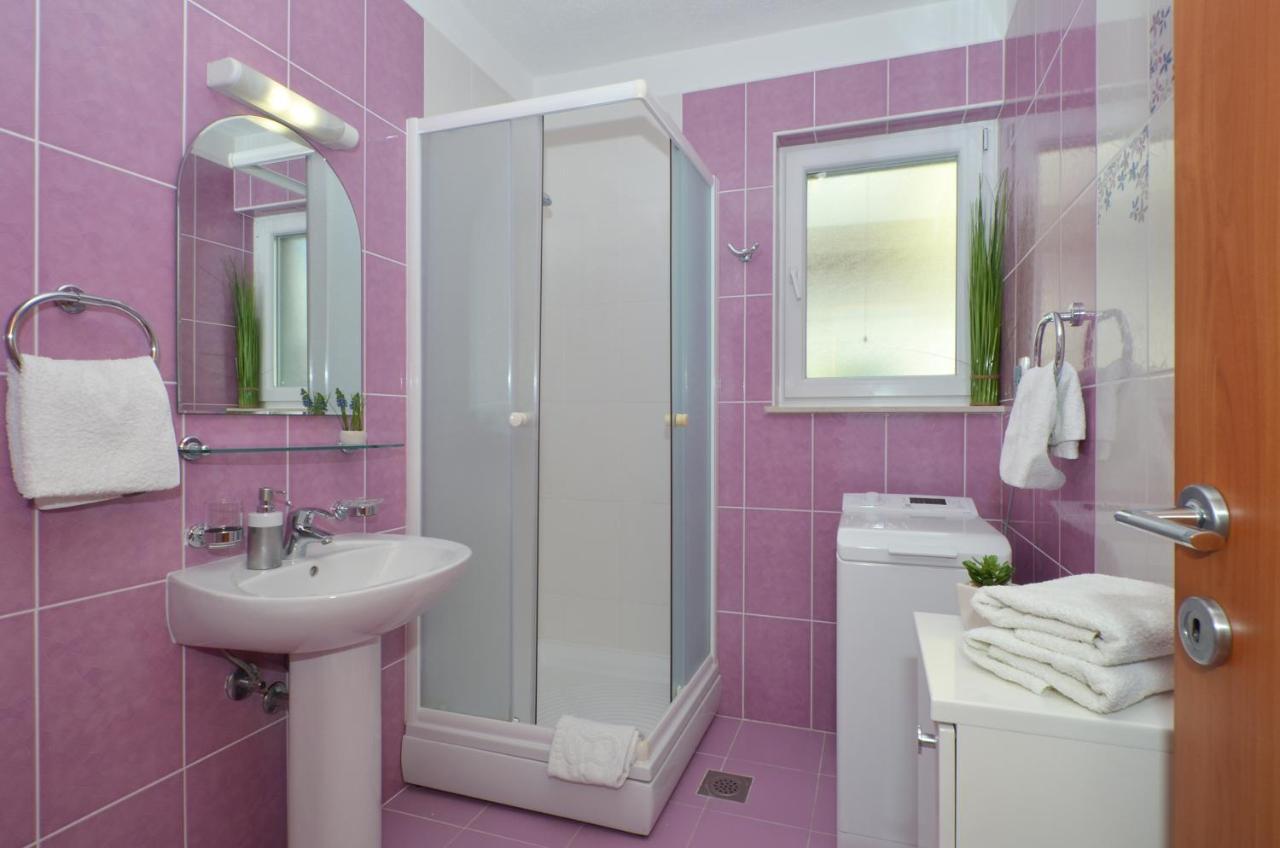 Vrania Apartment Seget Vranjica