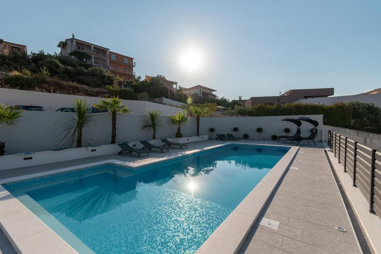 Apartment Vrania