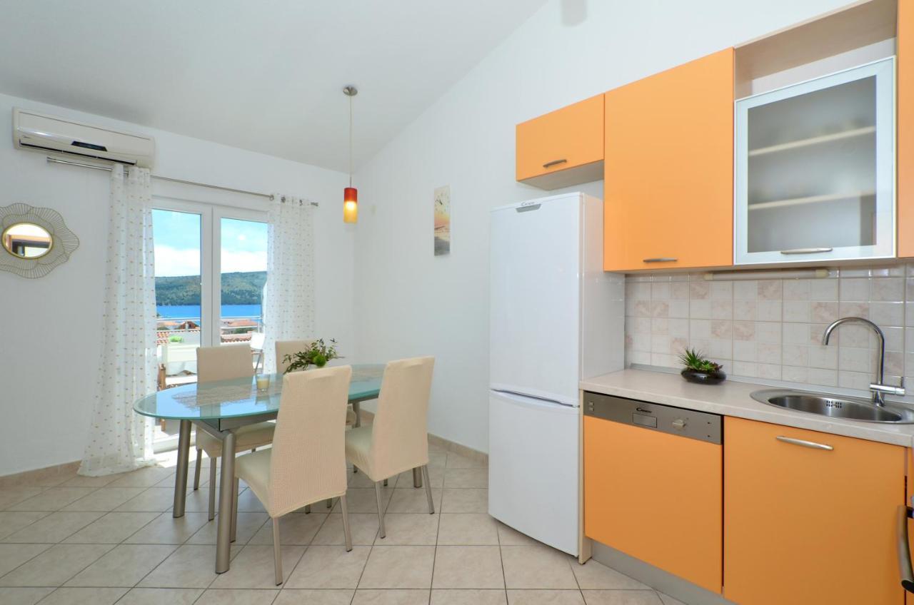 Apartment Vrania