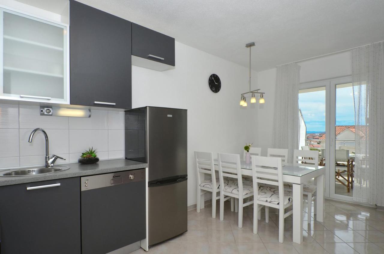 Apartment Vrania *