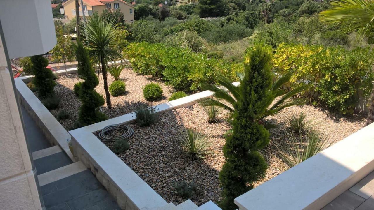 Apartment Vrania Seget Vranjica